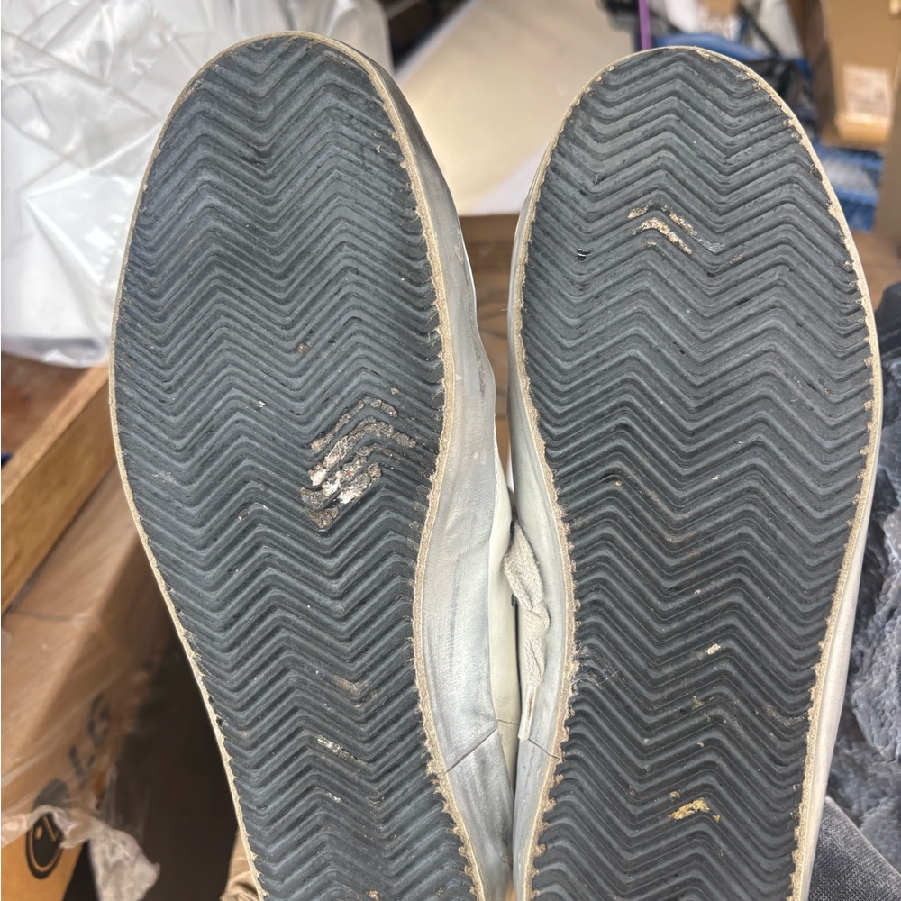Golden Goose White and Black Star Sneakers - Picture 4 of 7